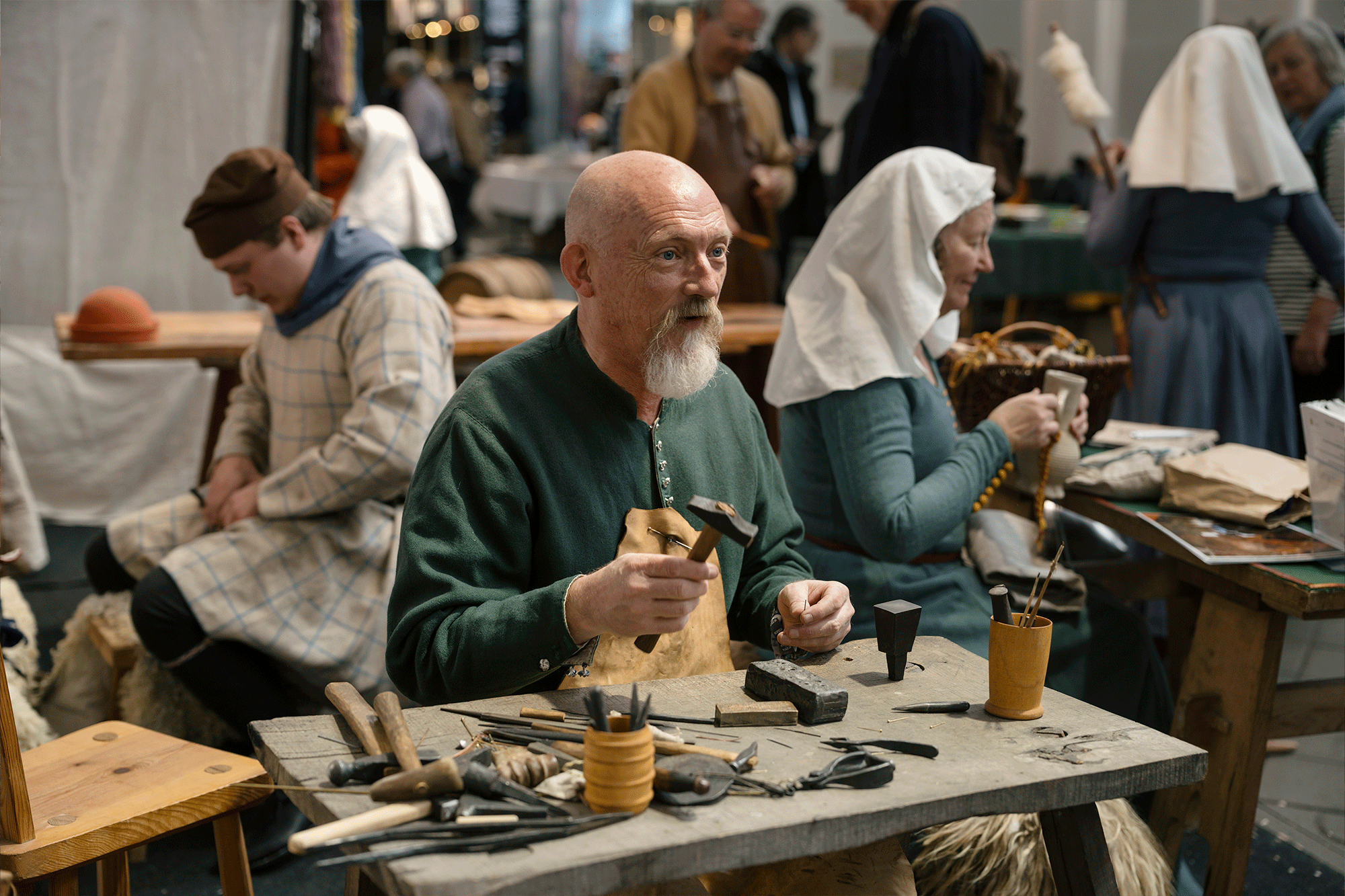 Middelaldercentret i Nykøbing Falster inviterede inden for på værkstedet. Foto: Martin Dam Kristensen